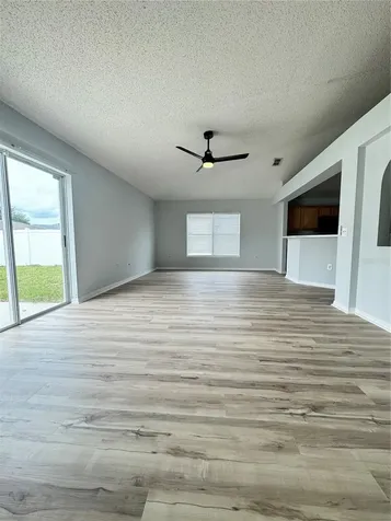 12745 Kings Lake Drive Gibsonton FL 33534