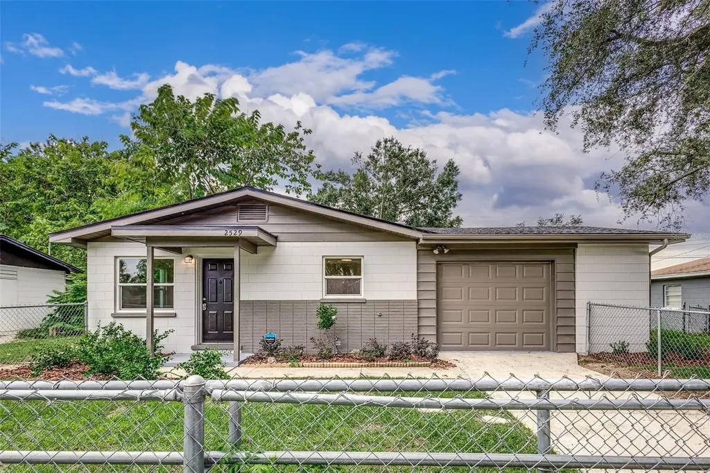 2529 Exchange Avenue Lakeland FL 33801