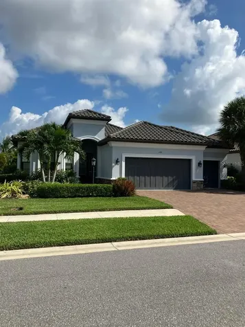 5392 Salcano Street Sarasota FL 34238