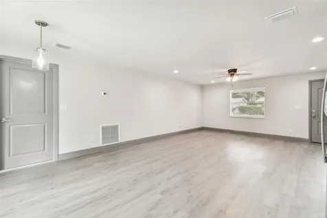 37506 Oakview Circle Dade City FL 33523