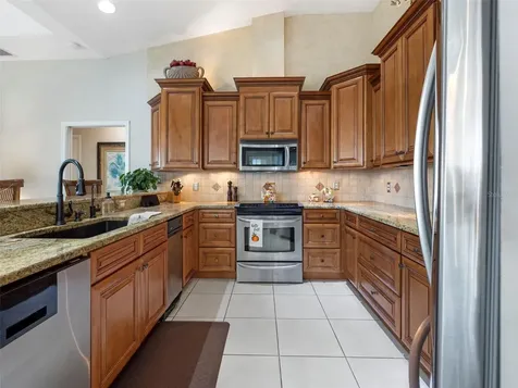 542 Lake Of The Woods Drive Venice FL 34293