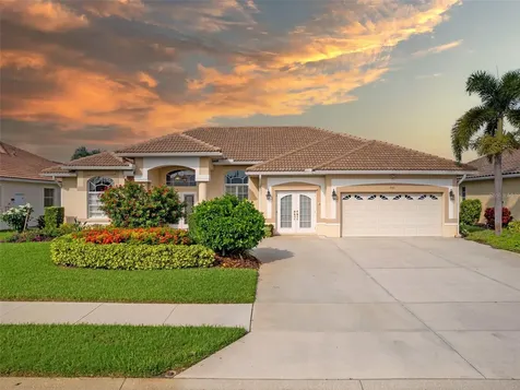 542 Lake Of The Woods Drive Venice FL 34293