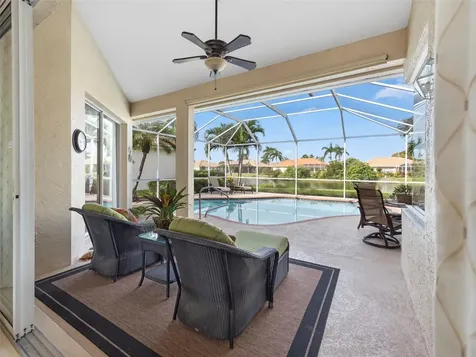 542 Lake Of The Woods Drive Venice FL 34293