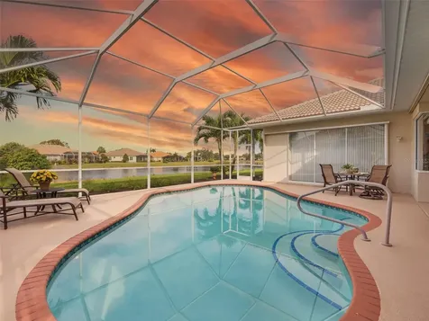 542 Lake Of The Woods Drive Venice FL 34293