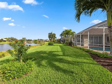 542 Lake Of The Woods Drive Venice FL 34293