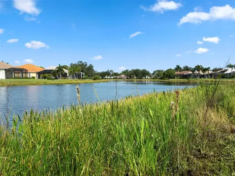 542 Lake Of The Woods Drive Venice FL 34293