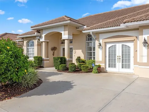 542 Lake Of The Woods Drive Venice FL 34293
