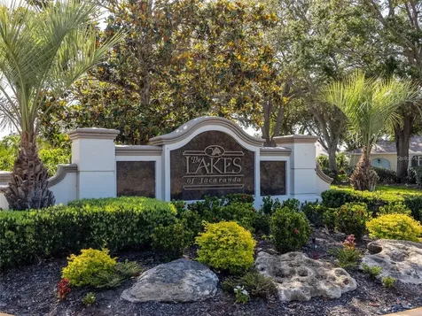 542 Lake Of The Woods Drive Venice FL 34293