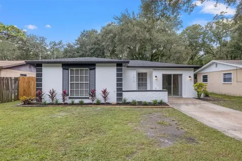 7413 Lakeshore Drive Tampa FL 33604