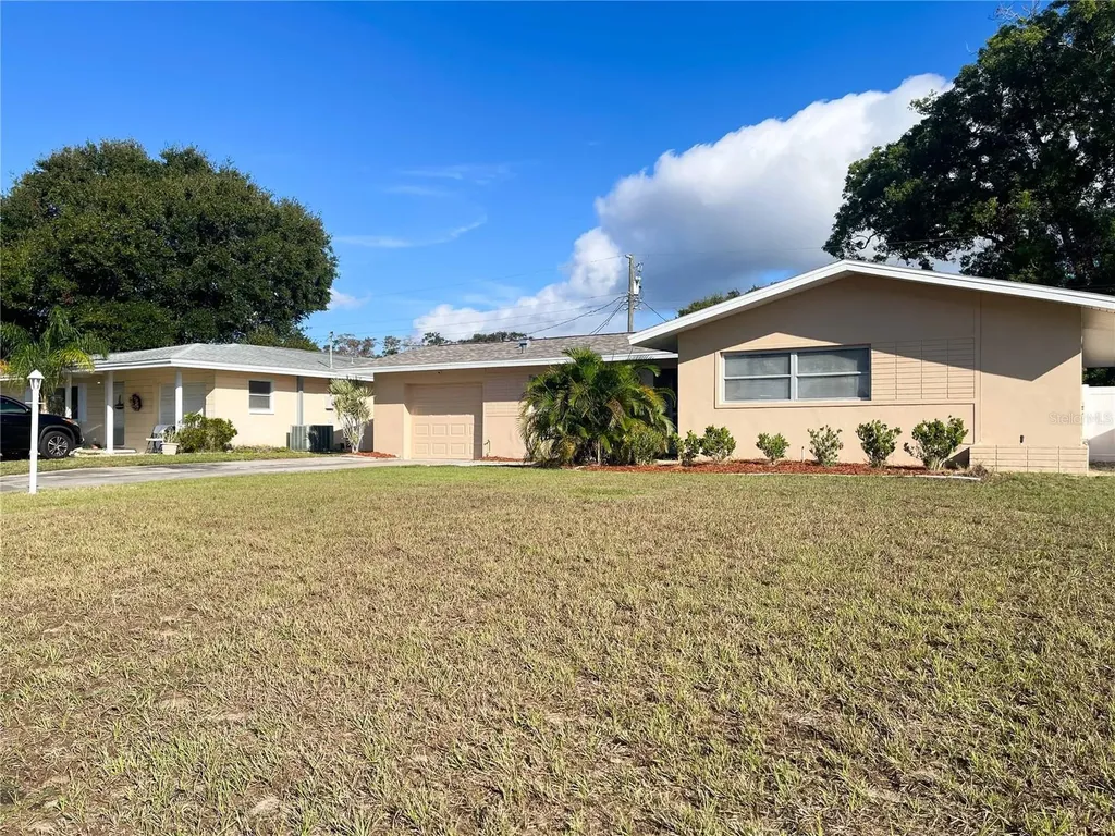 11667 80th Avenue Seminole FL 33772