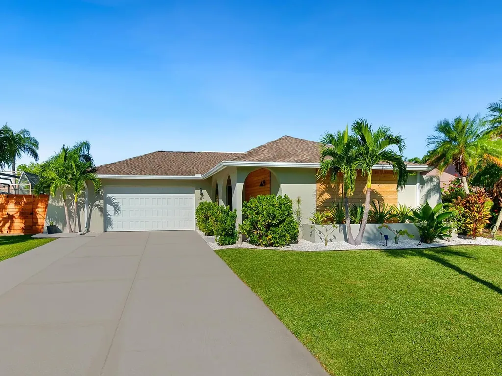 3659 Kingston Boulevard Sarasota FL 34238