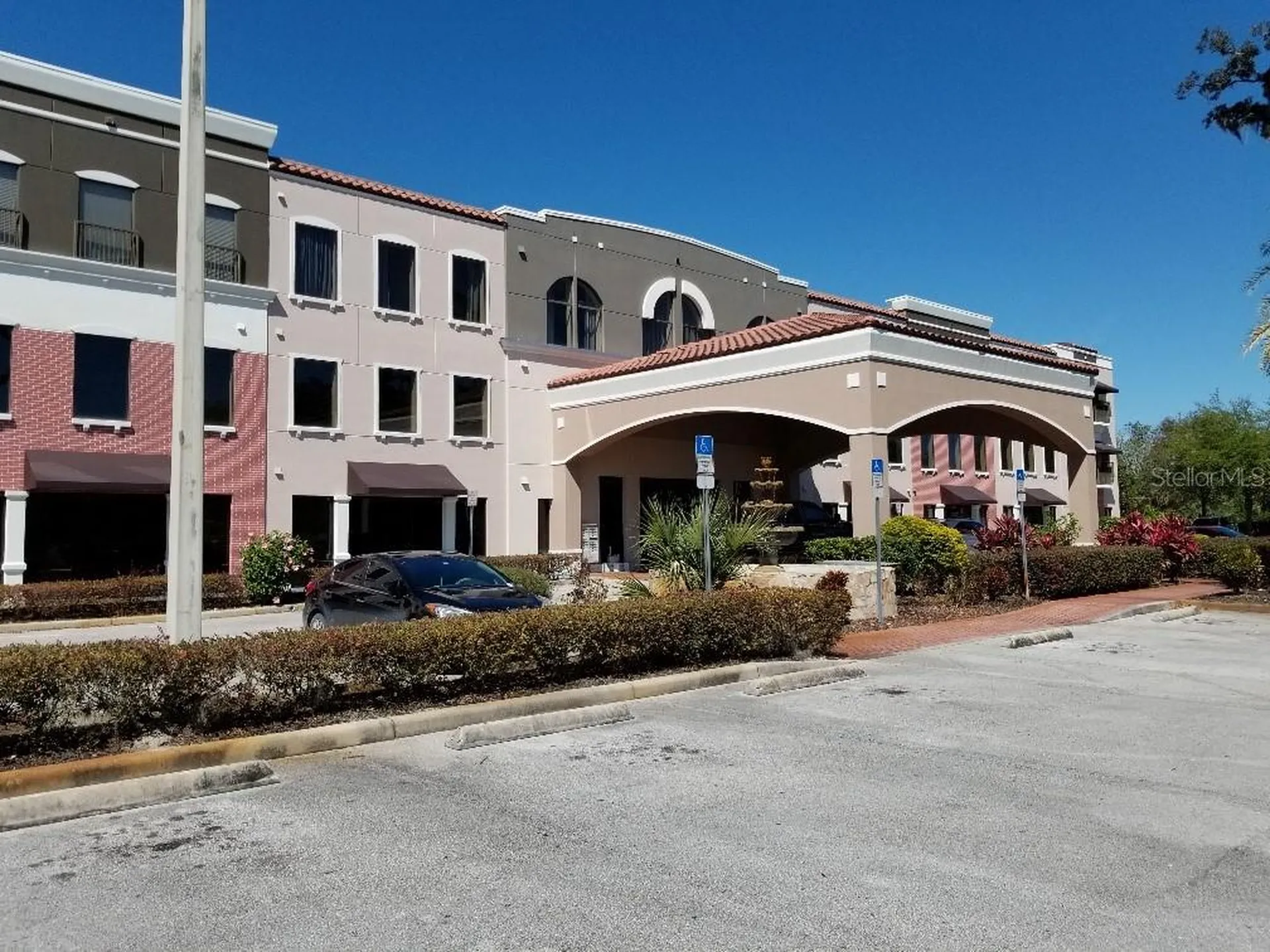 2572 W State Road 426 Oviedo FL 32765