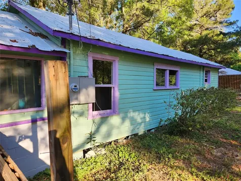 512 W Main Street Pomona Park FL 32181