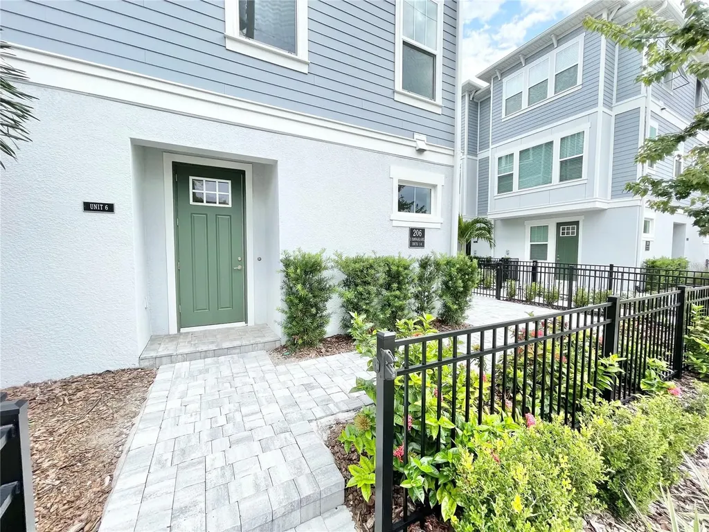 206 S Tampania Avenue Tampa FL 33609