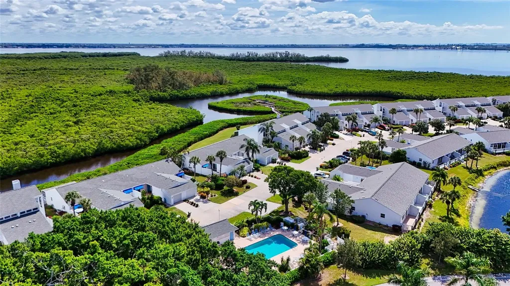 835 Waterside Lane Bradenton FL 34209