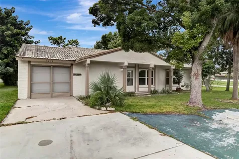 5236 Gateway Avenue Orlando FL 32821