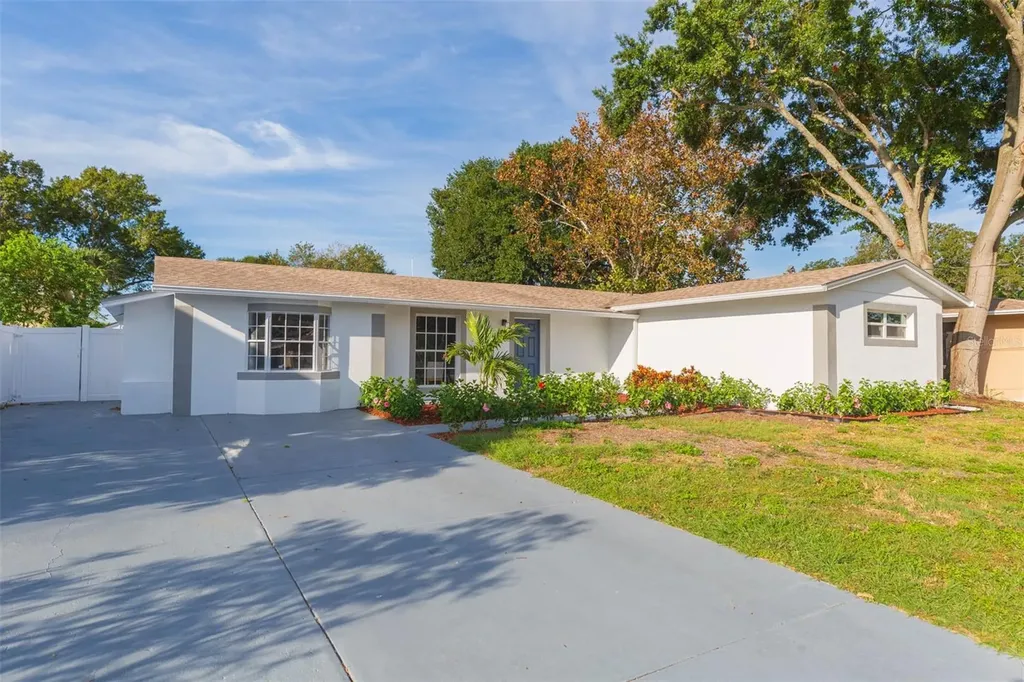 4904 Stolls Avenue Tampa FL 33615