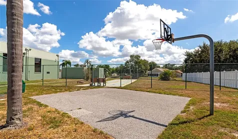4212 38th Street W Bradenton FL 34205