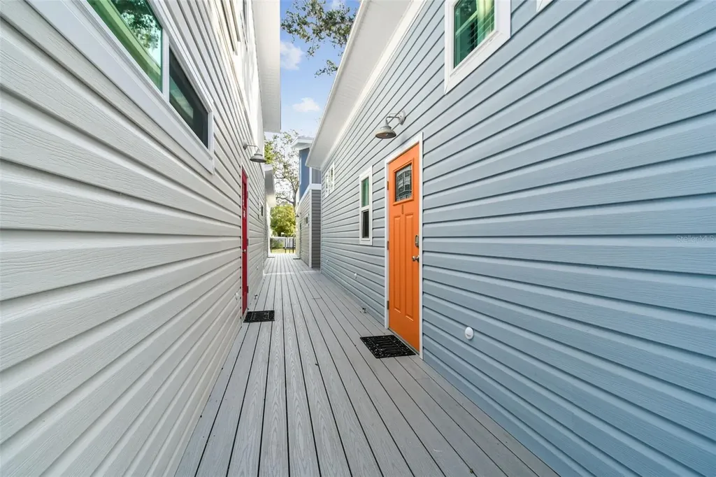 1523 Bayshore Boulevard Dunedin FL 34698