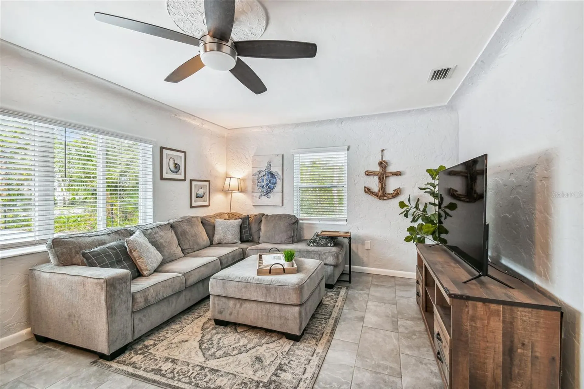 1523 Bayshore Boulevard Dunedin FL 34698