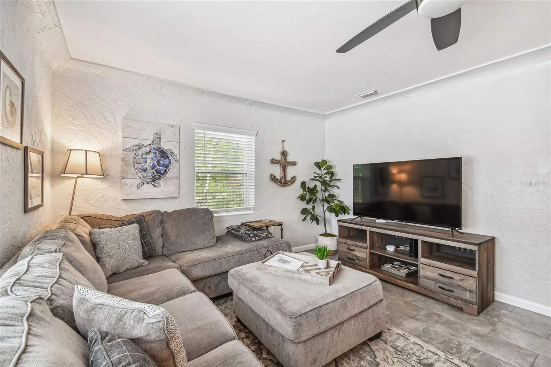 1523 Bayshore Boulevard Dunedin FL 34698