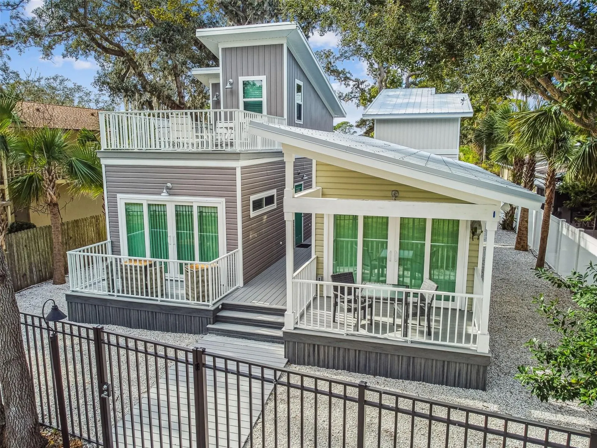1523 Bayshore Boulevard Dunedin FL 34698
