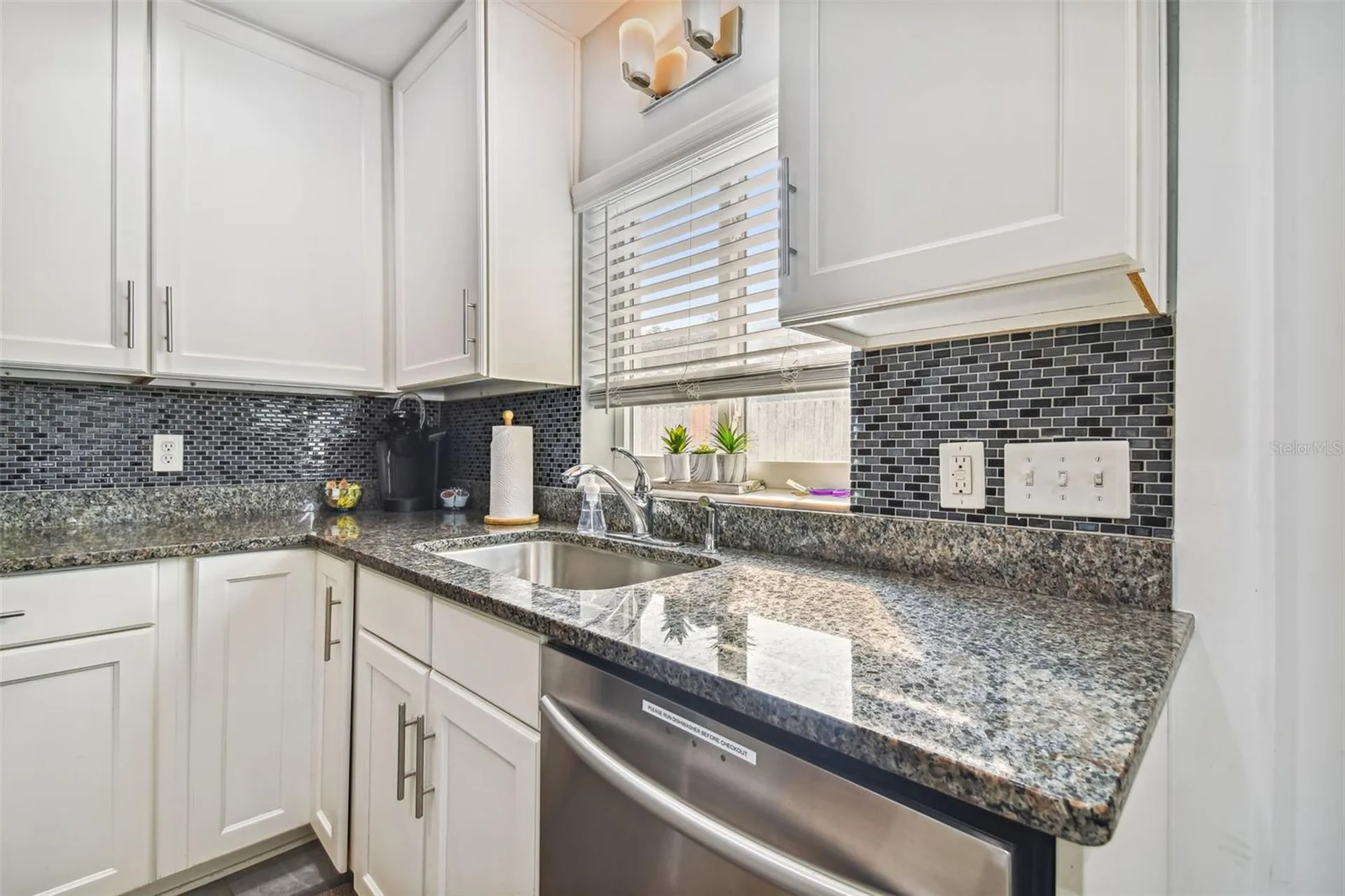 1523 Bayshore Boulevard Dunedin FL 34698