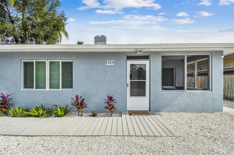 1523 Bayshore Boulevard Dunedin FL 34698