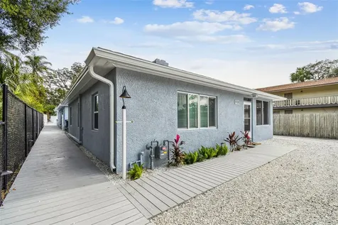 1523 Bayshore Boulevard Dunedin FL 34698