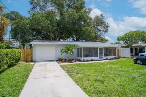 9521 49th Way N Pinellas Park FL 33782