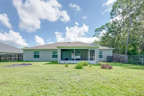 2890 Detached Circle SE Palm Bay FL 32909