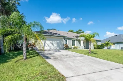 2890 Detached Circle SE Palm Bay FL 32909