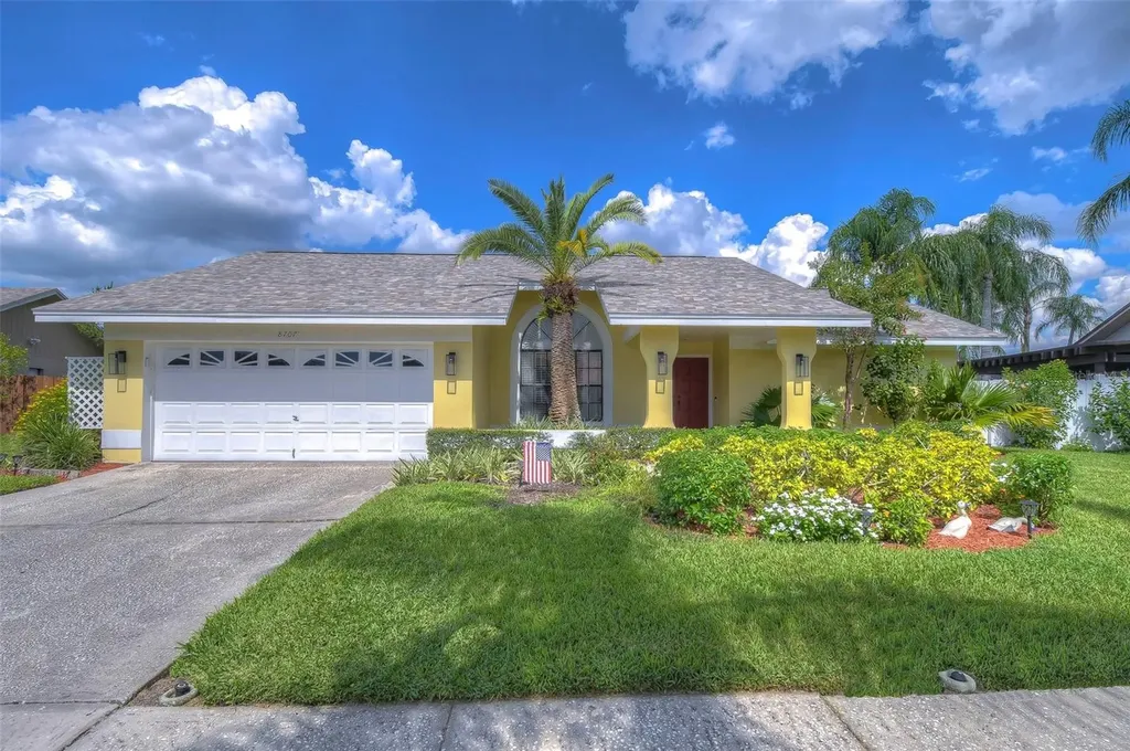 8707 Gettysburg Way Tampa FL 33635
