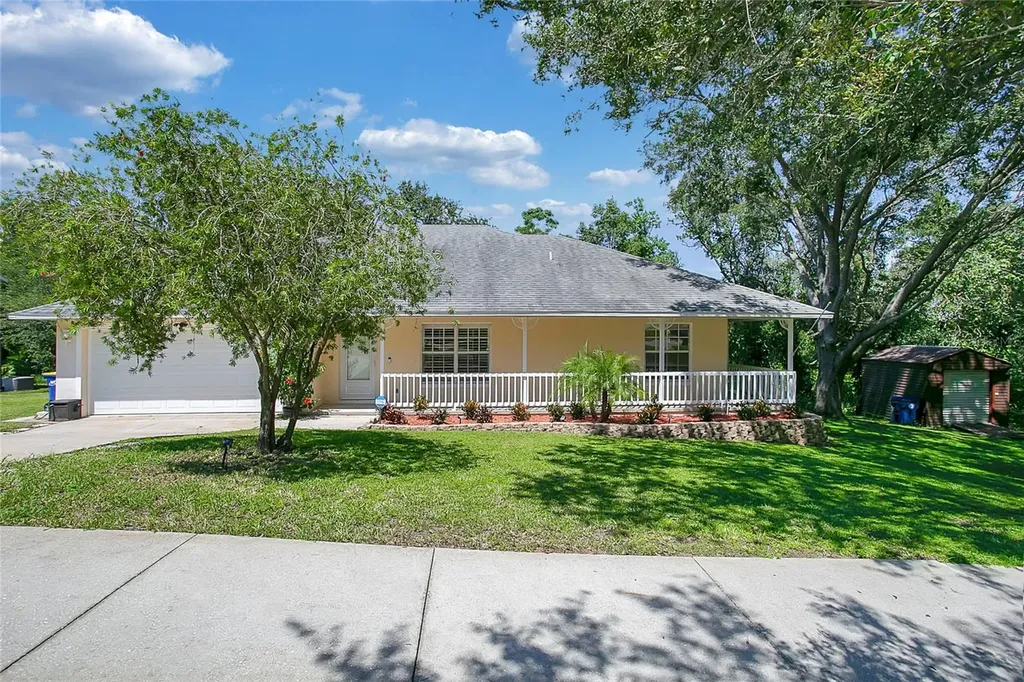 800 Forestwood Drive Minneola FL 34715