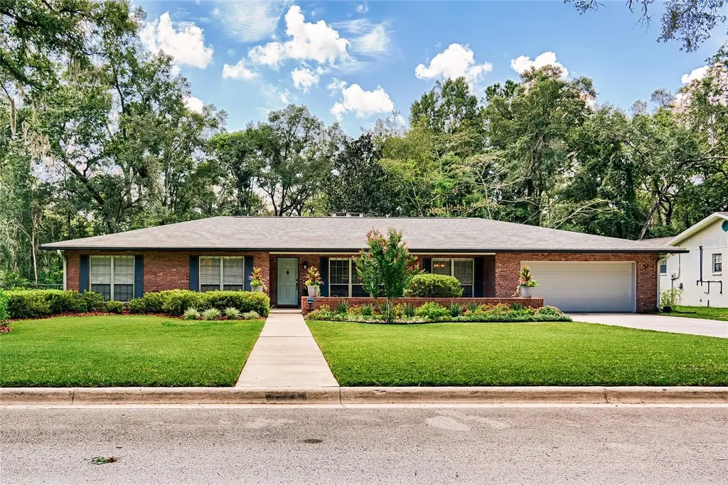 4727 NW 19th Place Gainesville FL 32605