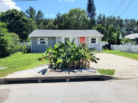 6180 59th Place N St Petersburg FL 33709