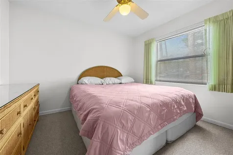 2204 NW 21st Place Gainesville FL 32605