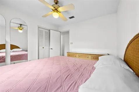2204 NW 21st Place Gainesville FL 32605