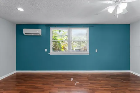 402 Palm Way Tavares FL 32778