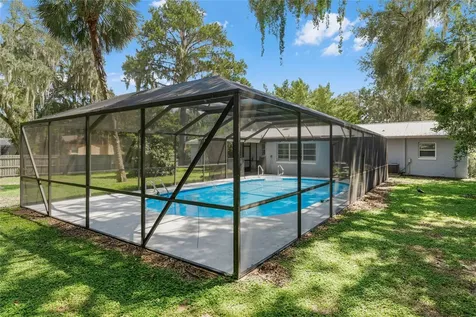 402 Palm Way Tavares FL 32778
