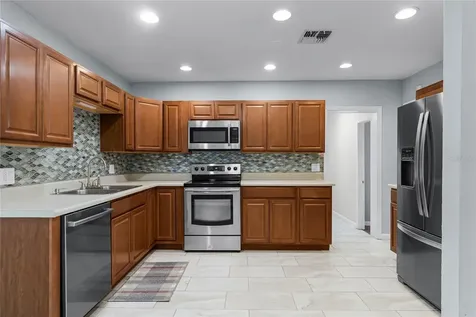 402 Palm Way Tavares FL 32778