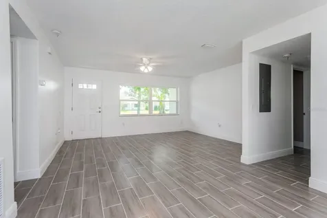 4306 Fetrow Drive Orlando FL 32812
