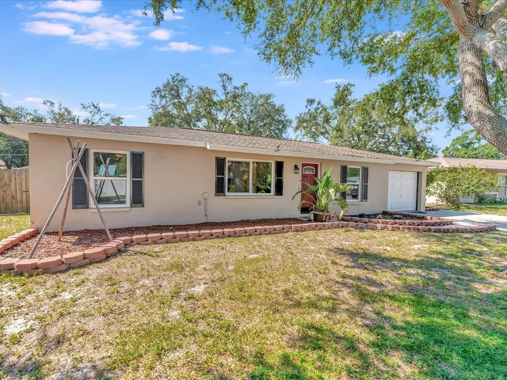 5188 Island Date Street Sarasota FL 34232