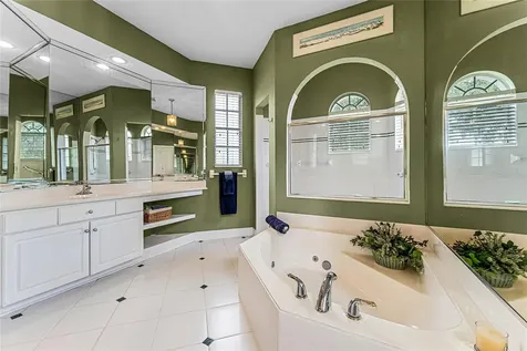 100 Fairway Pointe Circle Orlando FL 32828