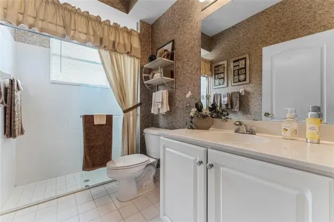 100 Fairway Pointe Circle Orlando FL 32828