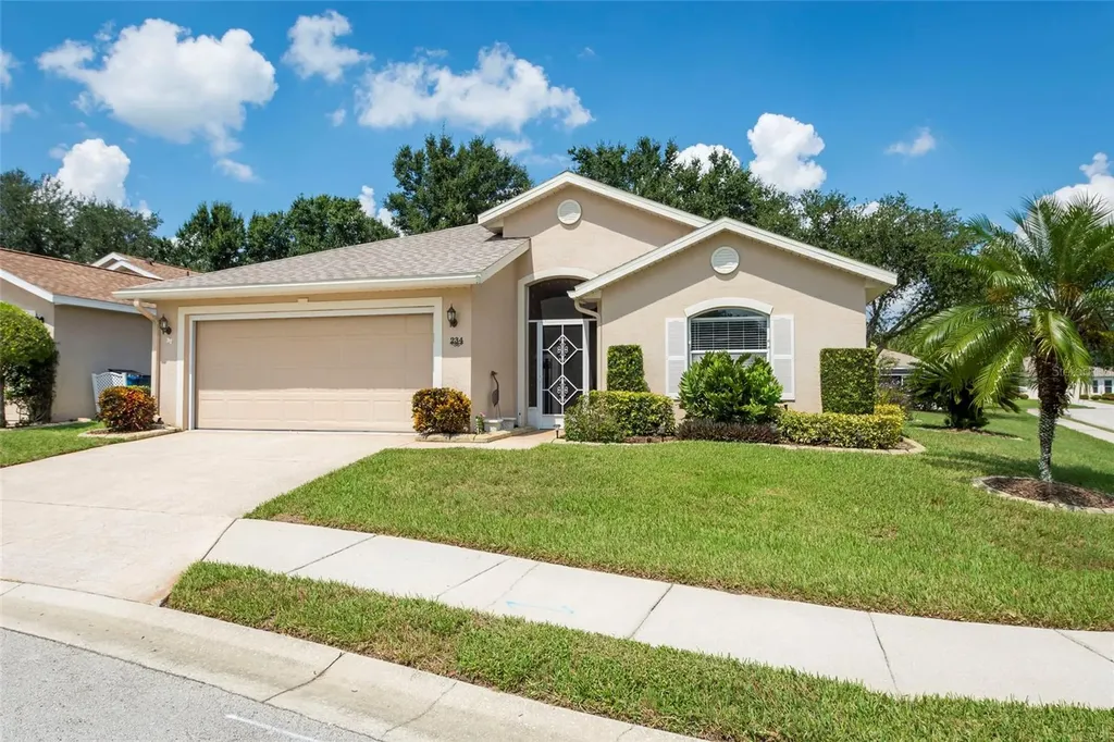 234 Chalet Estates Street Lake Wales FL 33859