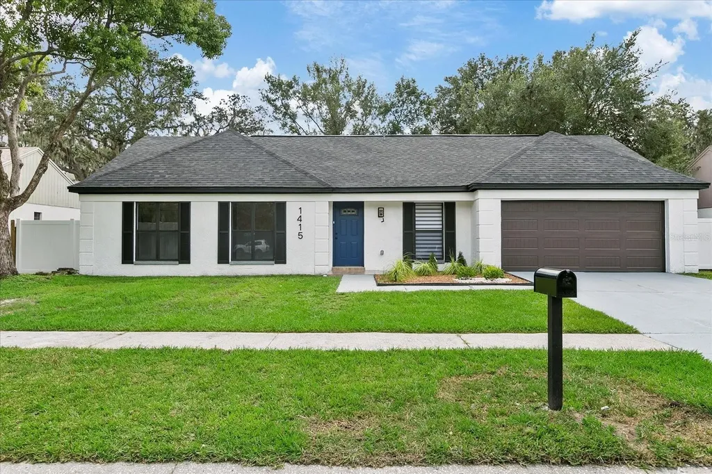 1415 Peachfield Drive Valrico FL 33596
