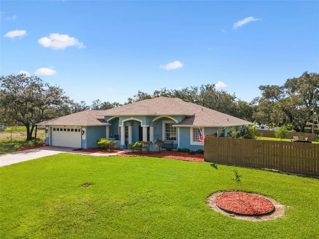 8890 Cypresswood Drive Lake Wales FL 33898