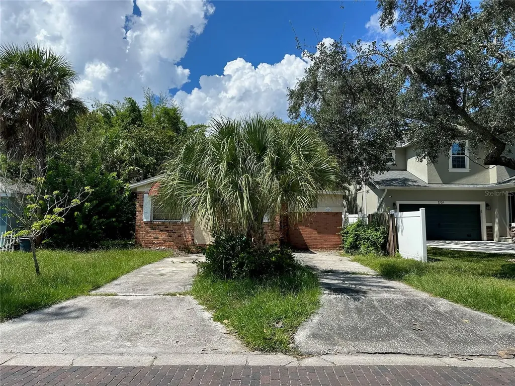 7103 S Sparkman Street Tampa FL 33616