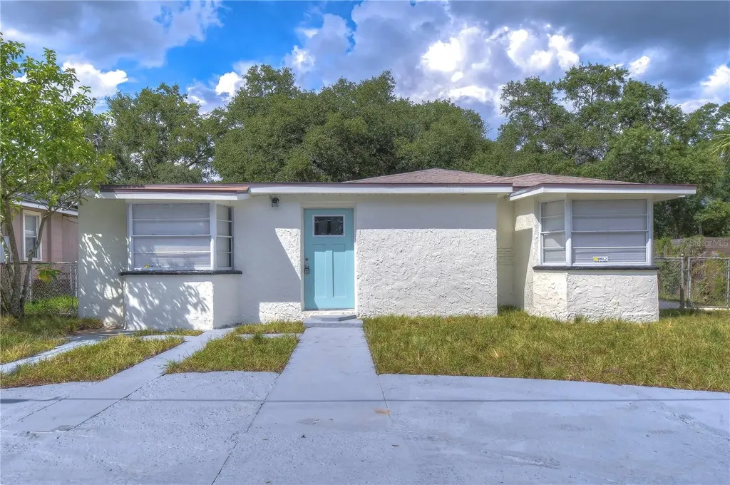3018 E Powhatan Avenue Tampa FL 33610